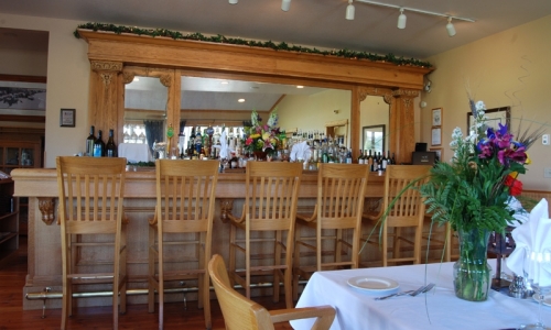 Bar at Gallatin River Lodge in Bozeman