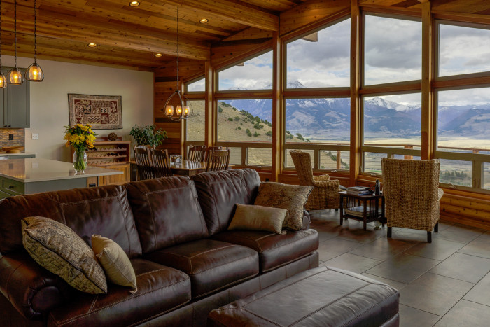 Mountain Home Vacation Rentals — , 