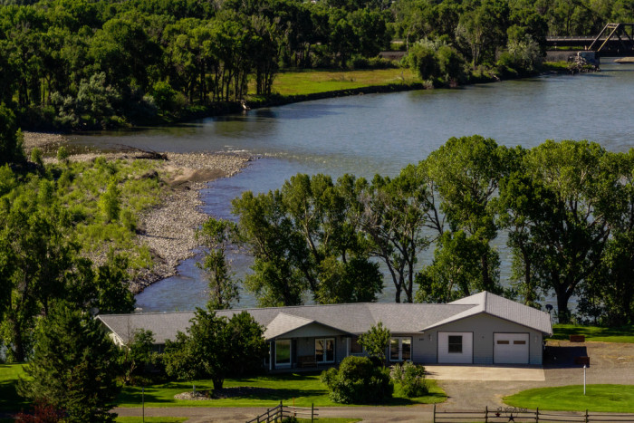 Mountain Home Vacation Rentals — Bozeman, MT