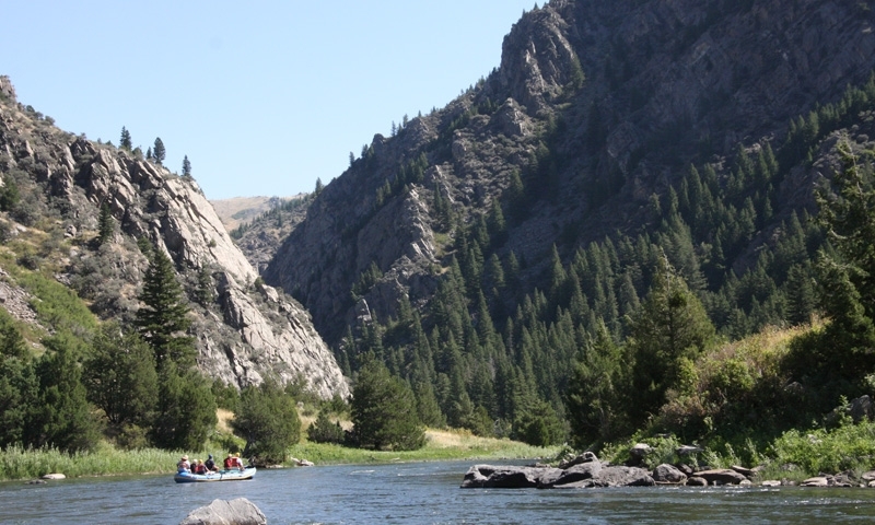 Whitewater Rafting through Beartrap Canyon